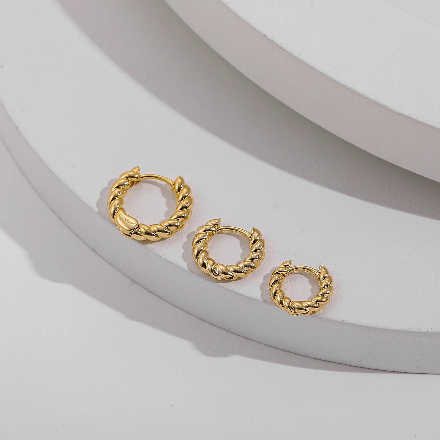 Femme Crown Hoops