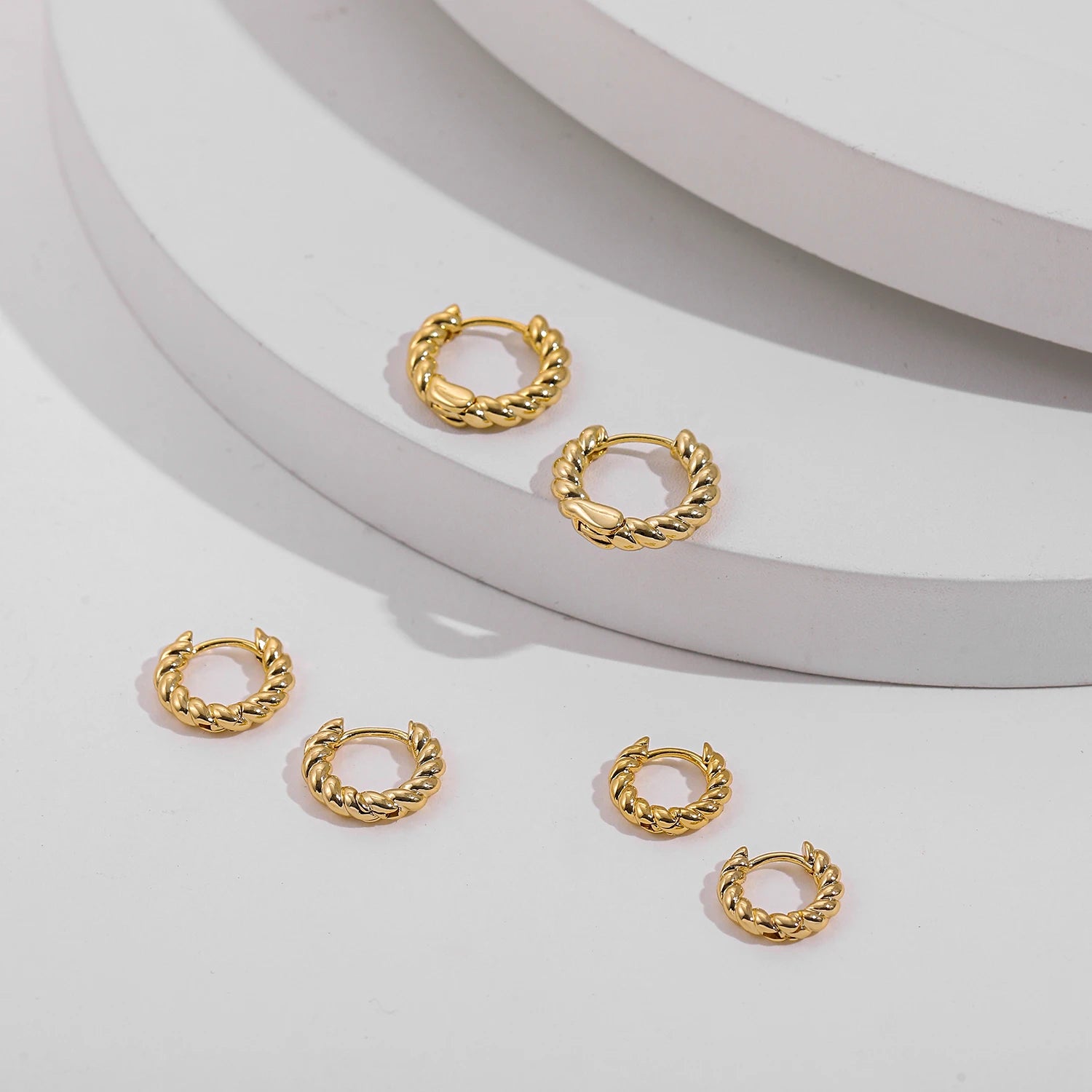 Femme Crown Hoops