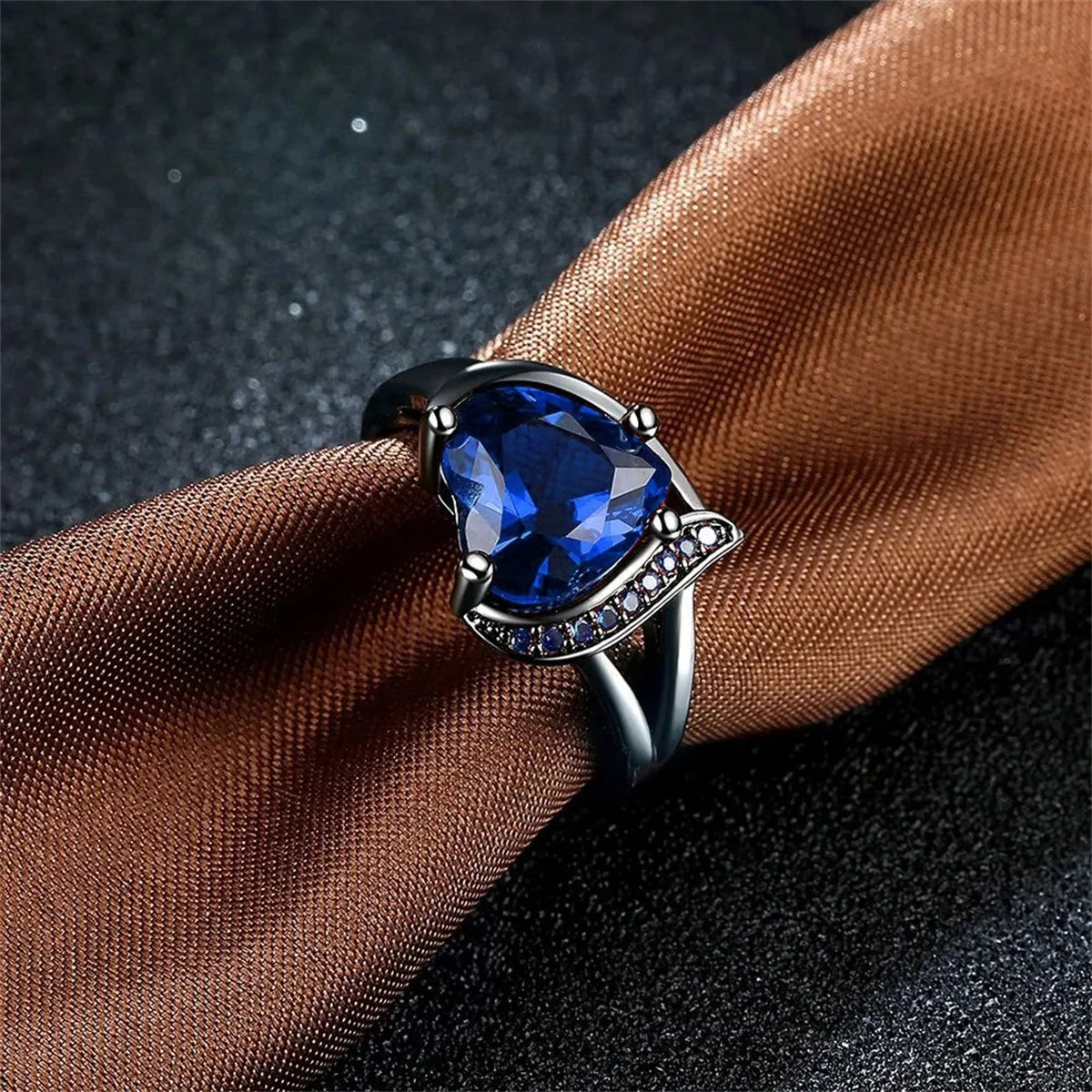 Romantic Women Heart Blue Rings