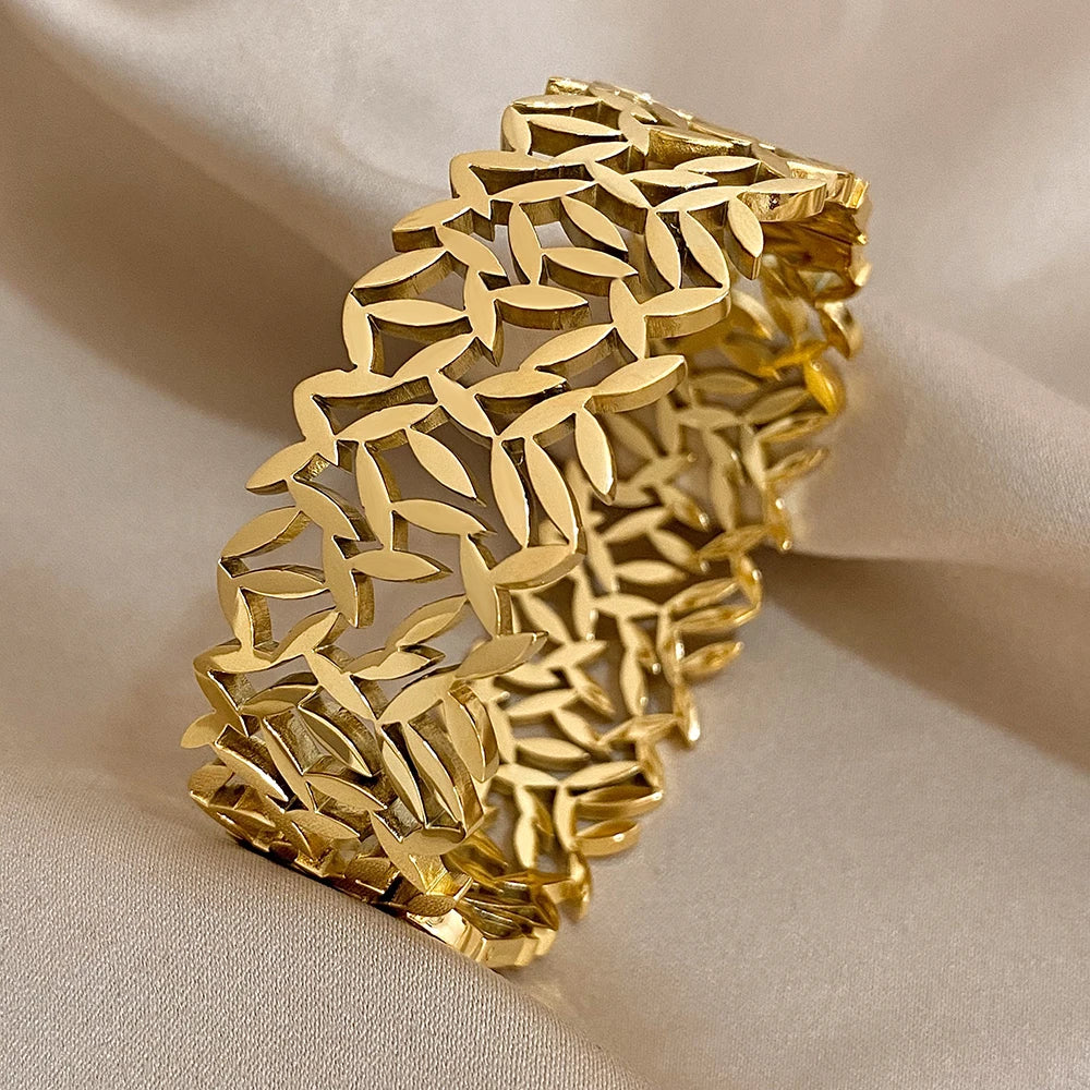 Leaf Pattern Bangle