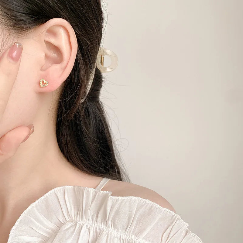 New Fashion Heart Stud Earrings for Women