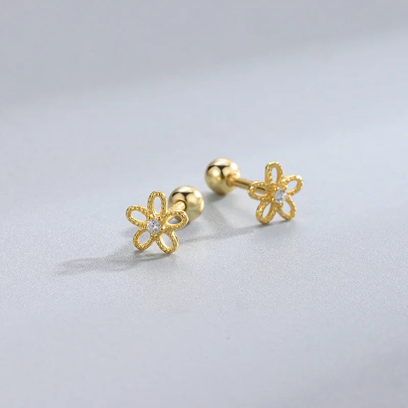 New Fashion Heart Stud Earrings for Women