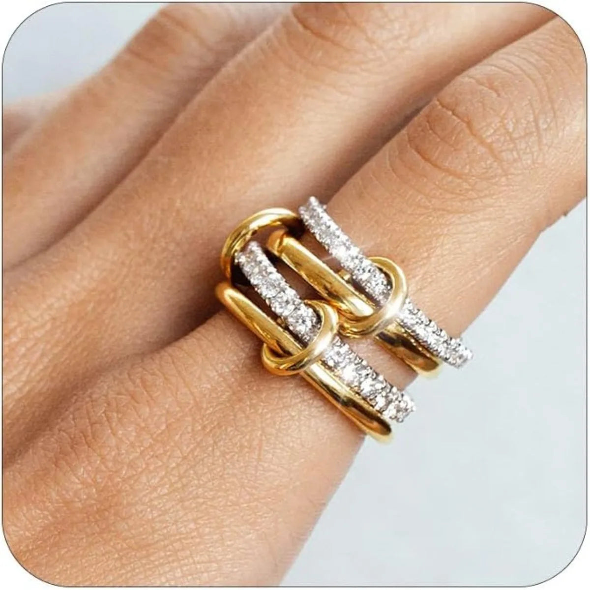Clover Spin Ring