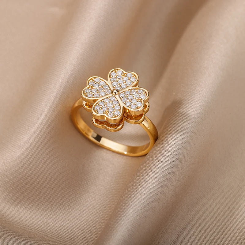 Clover Spin Stress-Relief Ring