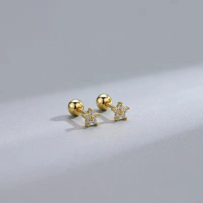 New Fashion Heart Stud Earrings for Women