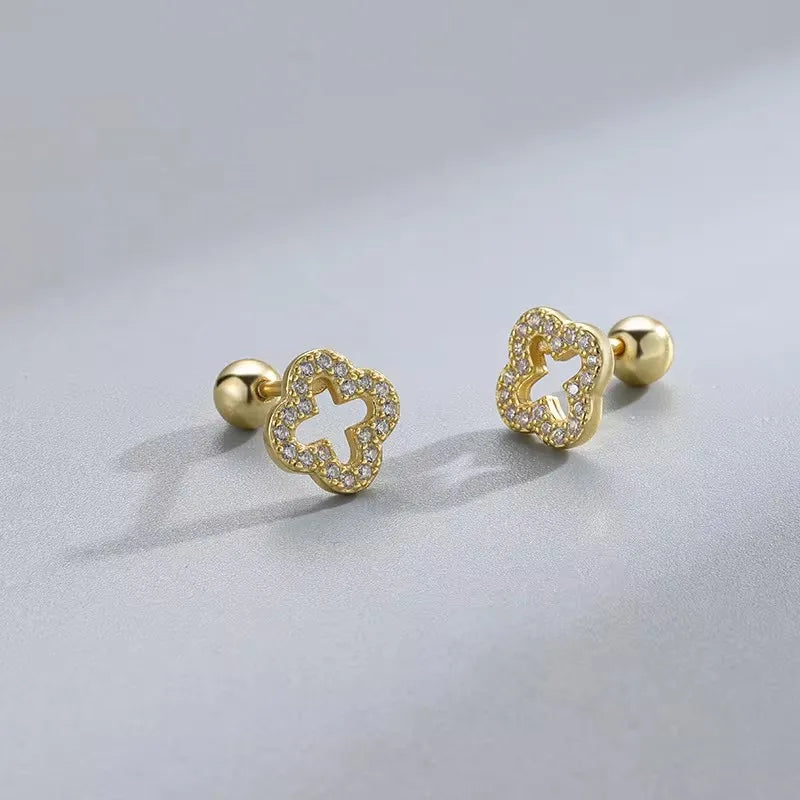 New Fashion Heart Stud Earrings for Women